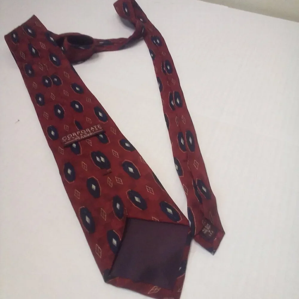 Jos A Bank Corporate Collection Tie Necktie Men 100% Silk Red Blue Gold